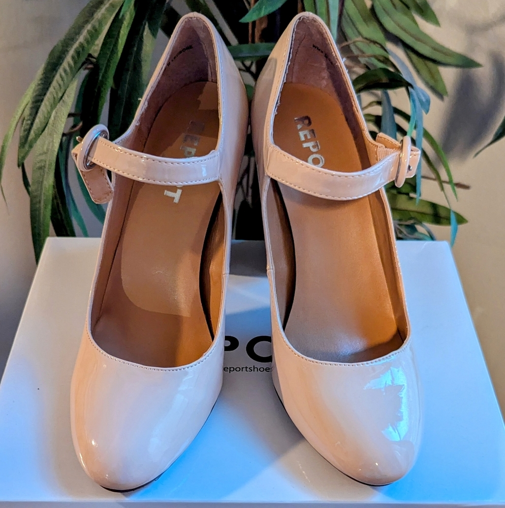 Report Women's Light Pink Mary Jane Heels